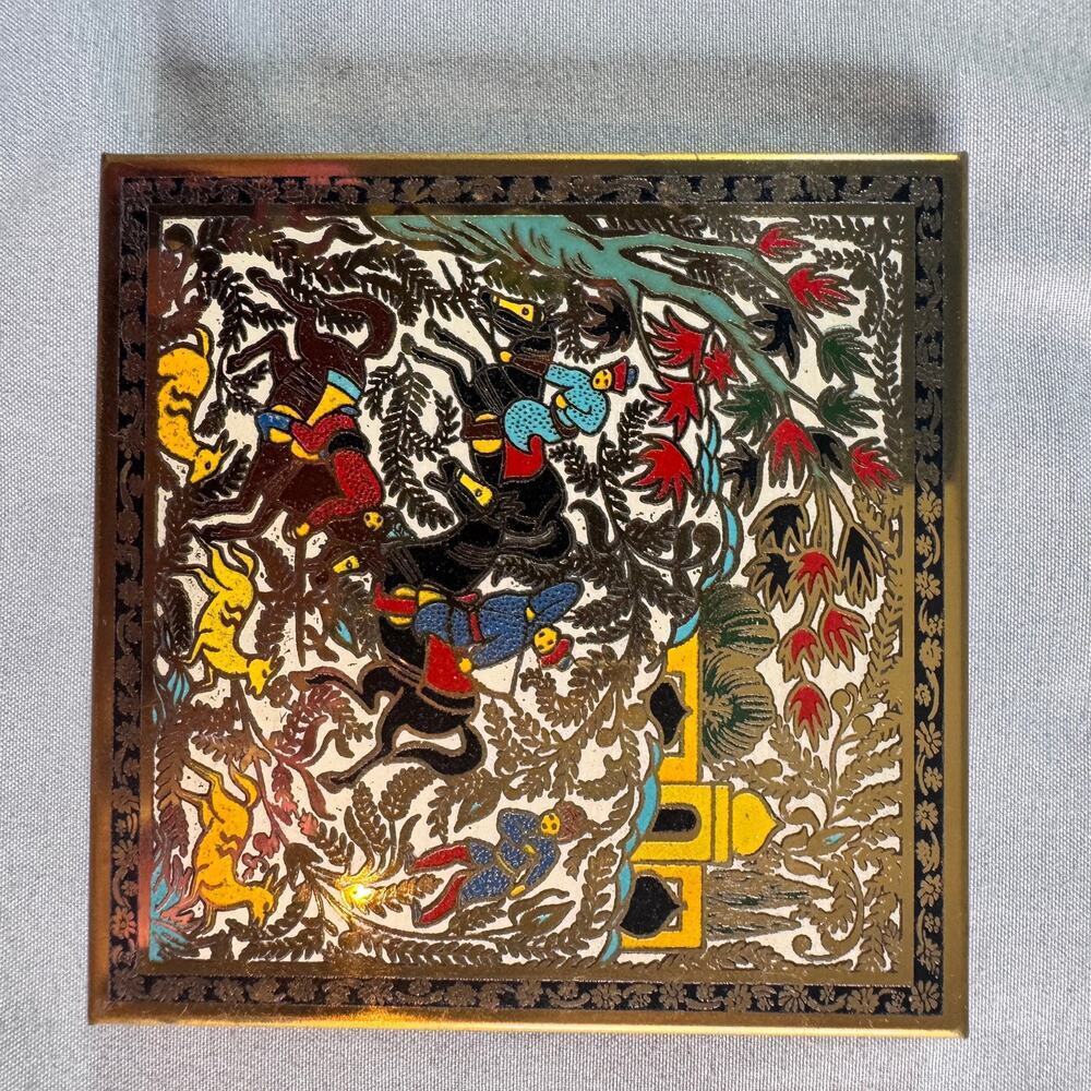 Vintage Volupte USA Powder Compact Hunting Scene Mirror w/ Pouch Mid Century